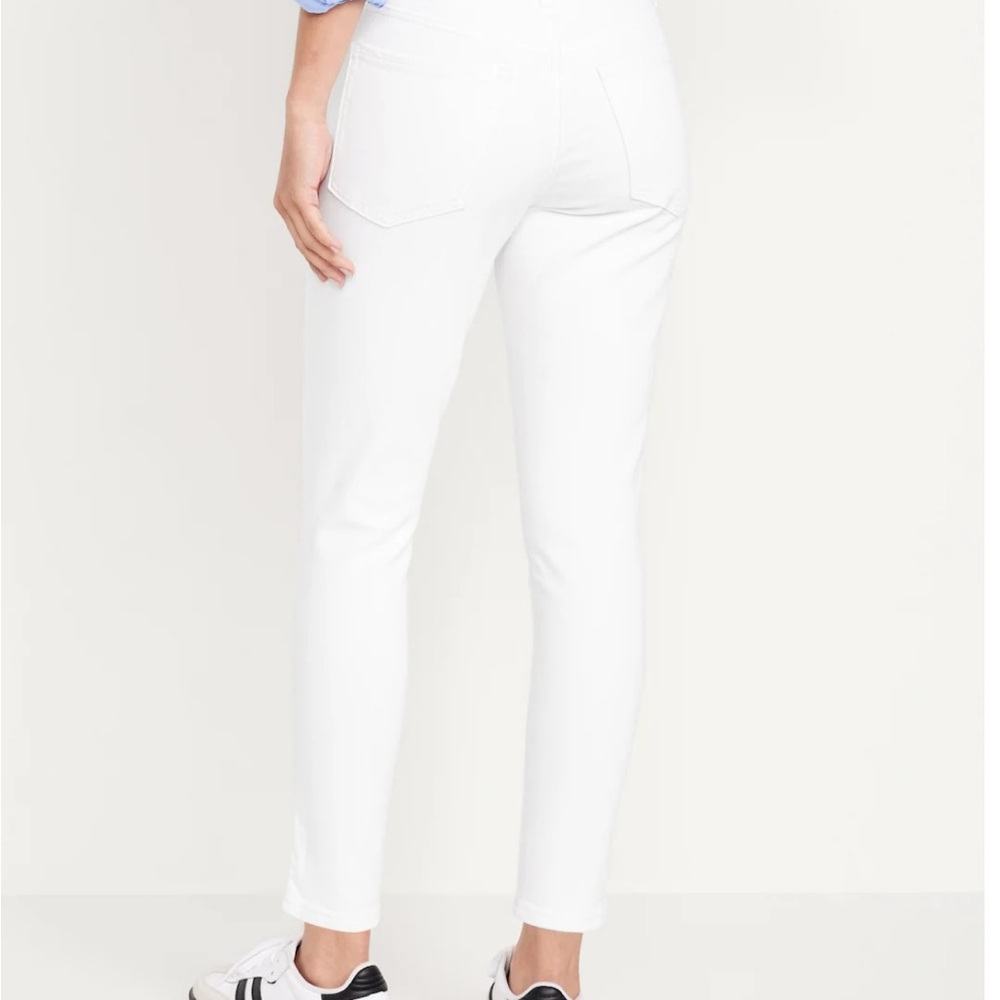 High-Waisted OG Straight Ankle Jeans - White (NWOT)